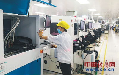 一線調查 外貿企業如何利用計算機系統服務應對“訂單荒”